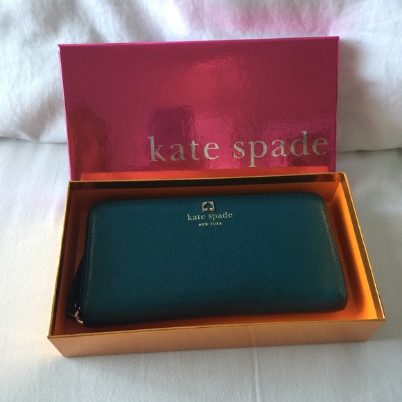 kate spade Handbags - Kate Spade Leather Wallet